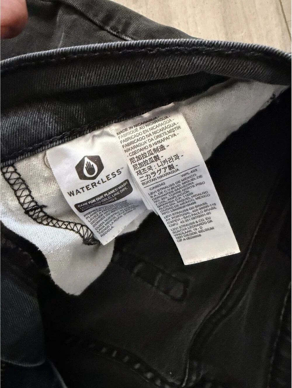 Levi’s 514 Men’s Jeans 33x34 Faded Black Straight Fit Stretch WaterLess Denim